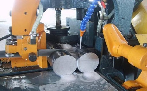 鄂城卧式带锯床的送料方式有哪几种? 鄂城卧式带锯床的送料方式有哪几种?